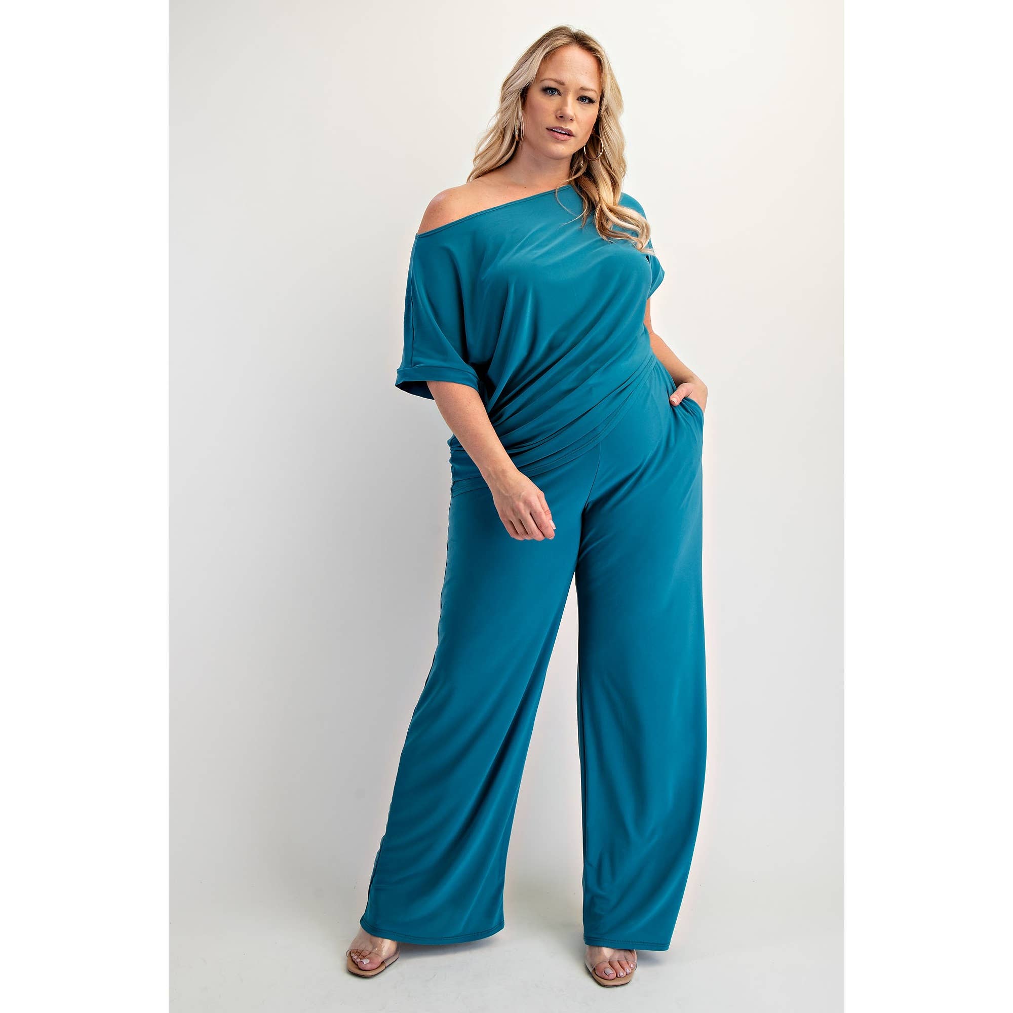 The Curve LA - Vente Combinaison – femme - ENSEMBLE HAUT À MANCHES COURTES ET PANTALONS LARGES GRANDE TAILLE24