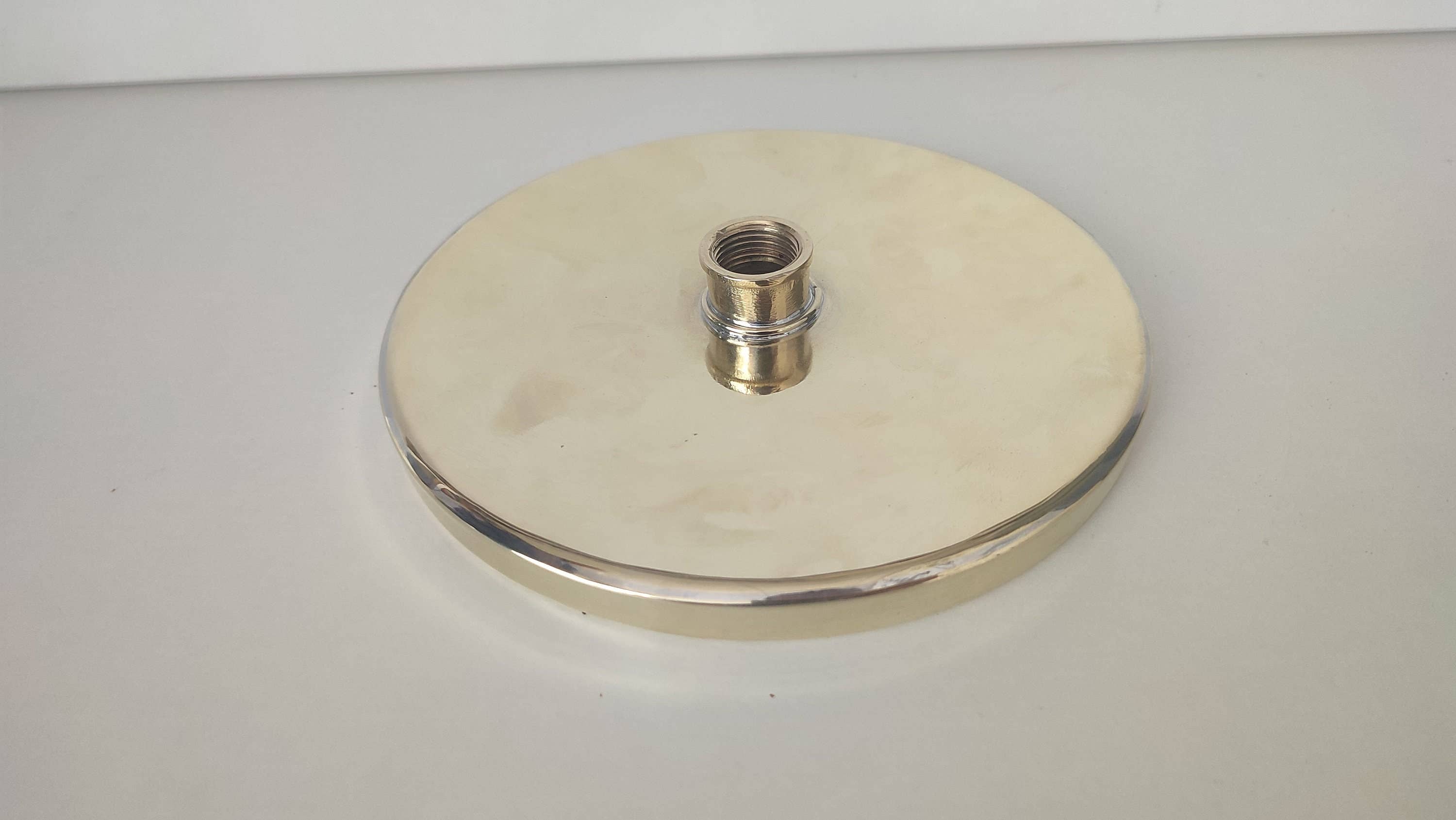 MARRAKECH METACRAFT LTD - Vendita all'ingrosso Soffioni doccia - Soffione doccia rotondo in ottone non verniciato artigianale2