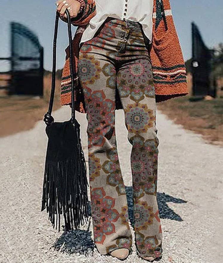 Tourtiwi – Großhandel Hose – Damen – Damenhose mit weitem Beinschnitt, Freizeithose, Schlaghose6