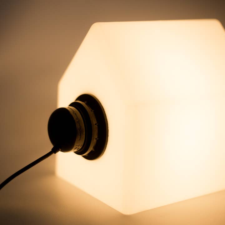 SUCK UK Ltd - USA - Wholesale Accent/Desk Lamp - Book Rest Lamp3