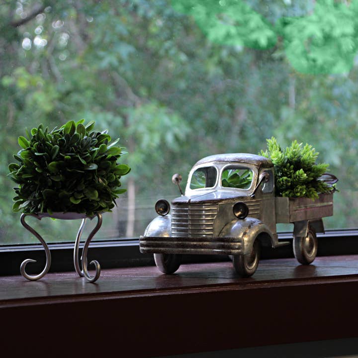 Zeckos - Wholesale Planter Box - Distressed Galvanized Silver Vintage Truck Metal Planter7
