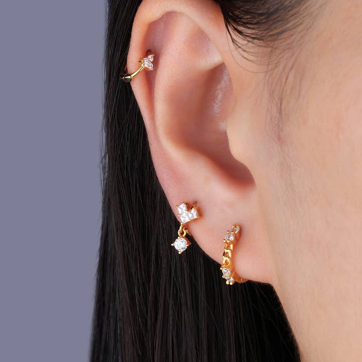 oumo jewelry - Wholesale Huggie Earrings - Chain-Shaped Gemstone Hoop3