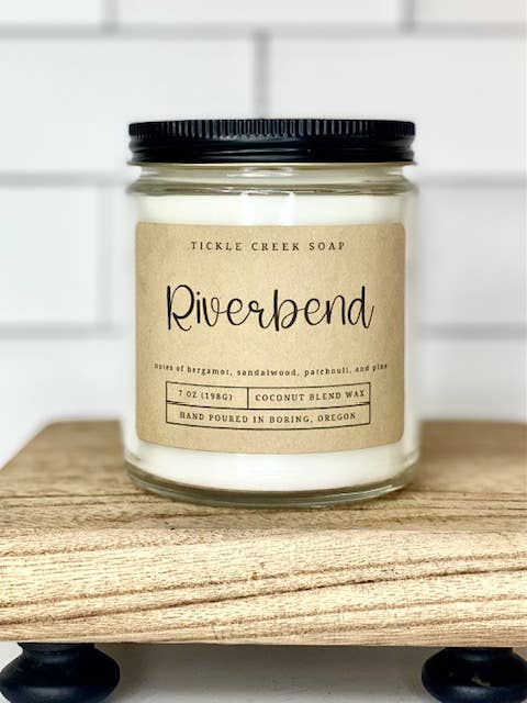 Candela al cocco e albicocca in barattolo di vetro trasparente Riverbend da 7 once per la vendita all'ingrosso da parte di Tickle Creek Soap