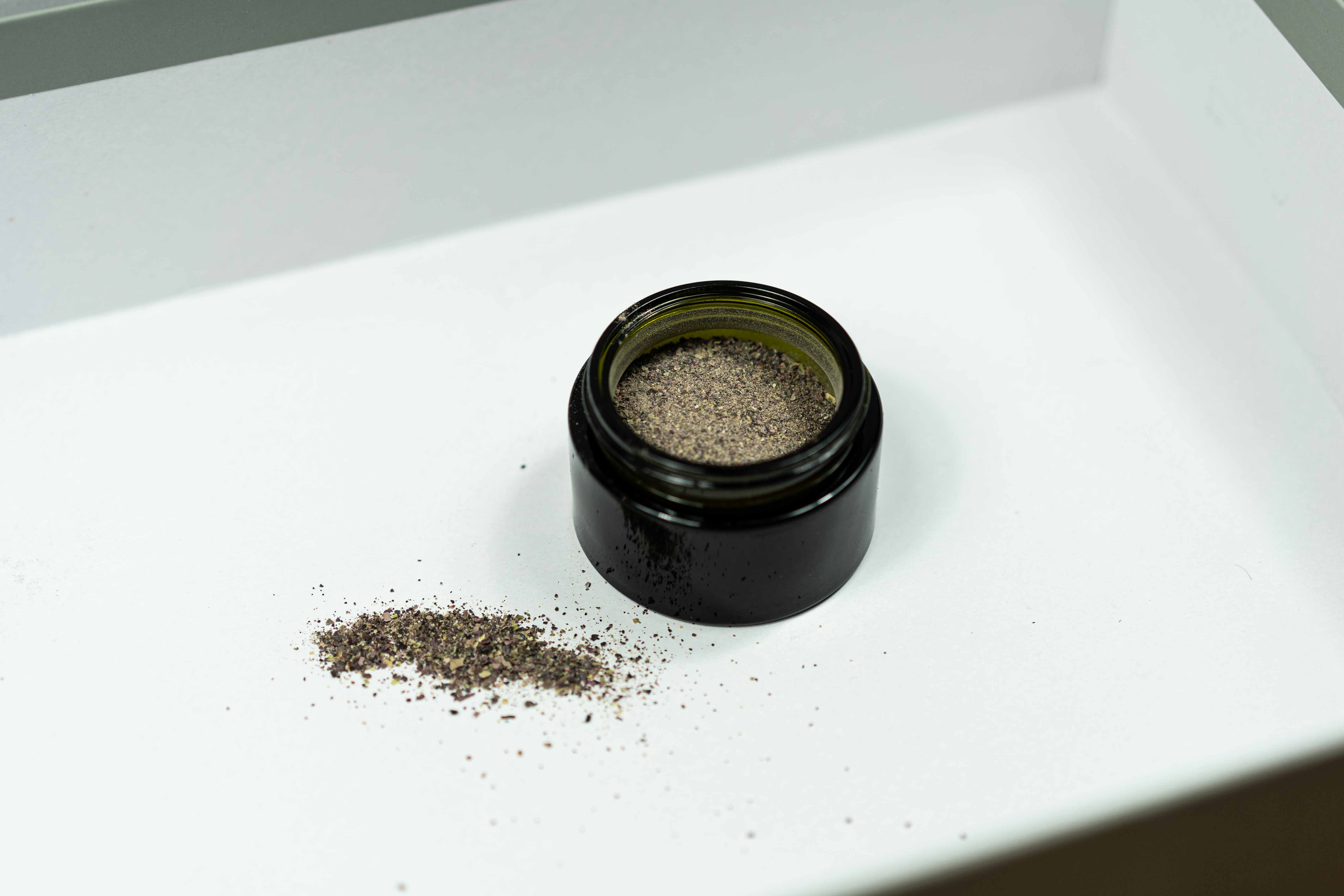 Emerald Coast - Wholesale Skincare Face Mask - Organic Irish Sea Moss Face Mask7