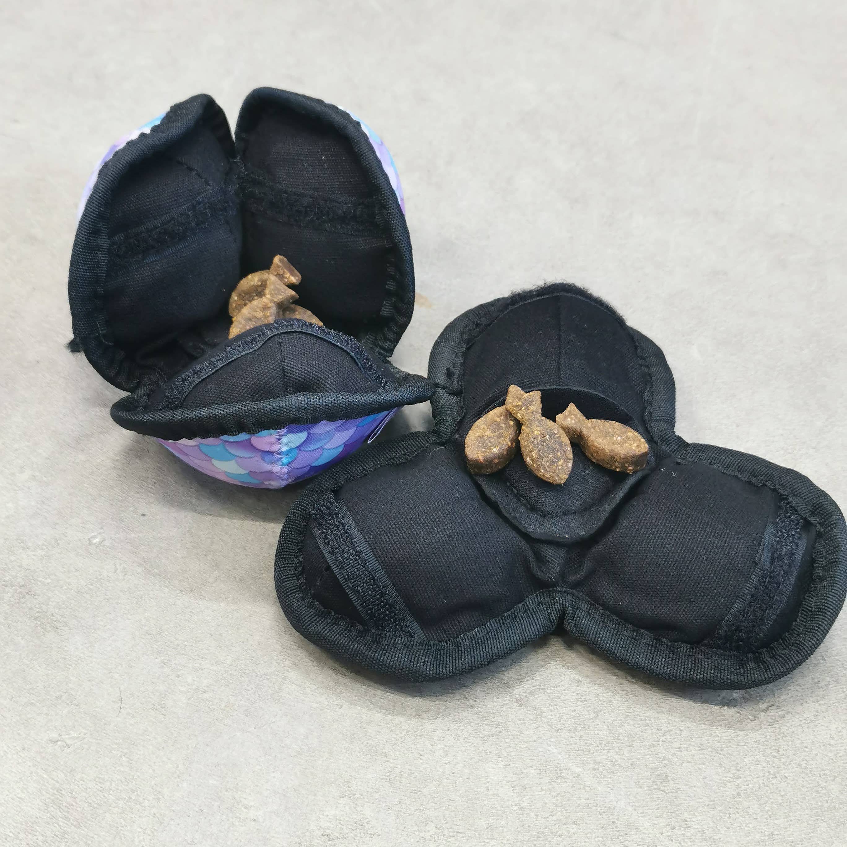 everdog - Wholesale Pet Fetch Ball - Dog - Puppingtons Lotusball "Pod"2