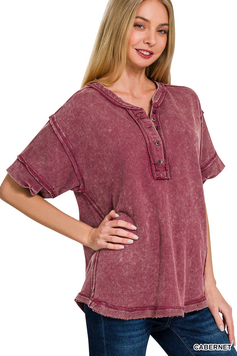 42POPS - Vente Haut en maille – femme - Haut à fermeture boutonnée avec bord brut lavé et détails14