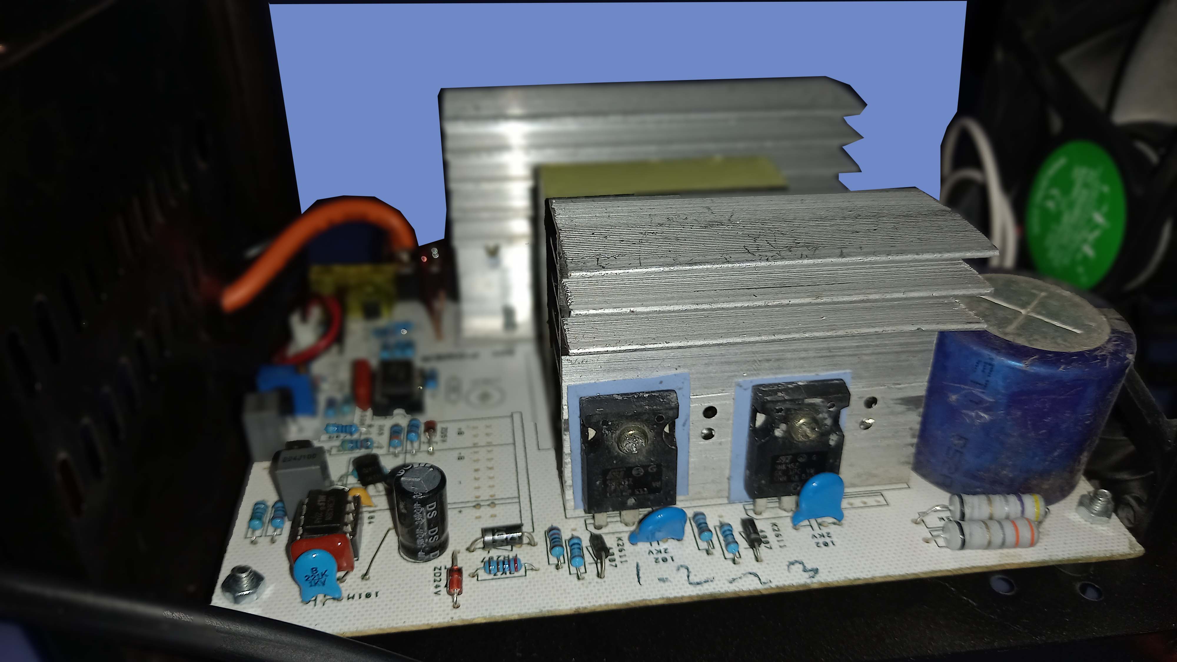 ShahNawaz & Sons – wholesale Portable charger – Car Battery Charger 12V 20AH10