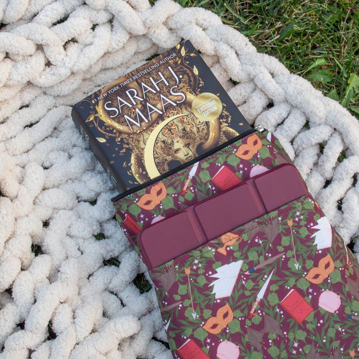 Meaggie Moos - Wholesale Book Cover - Book / Tablet Sleeve | A Court of Thorns and Roses