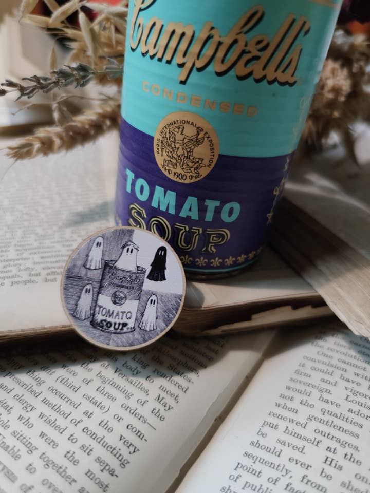 Insignia de Madera Warhol Ghosties para venta al por mayor de Jon Turner Illustration