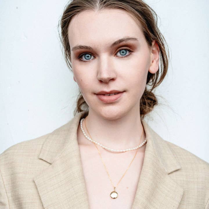 Gavie Locket halskæde for engroshandel hos Jillian Leigh Jewelry