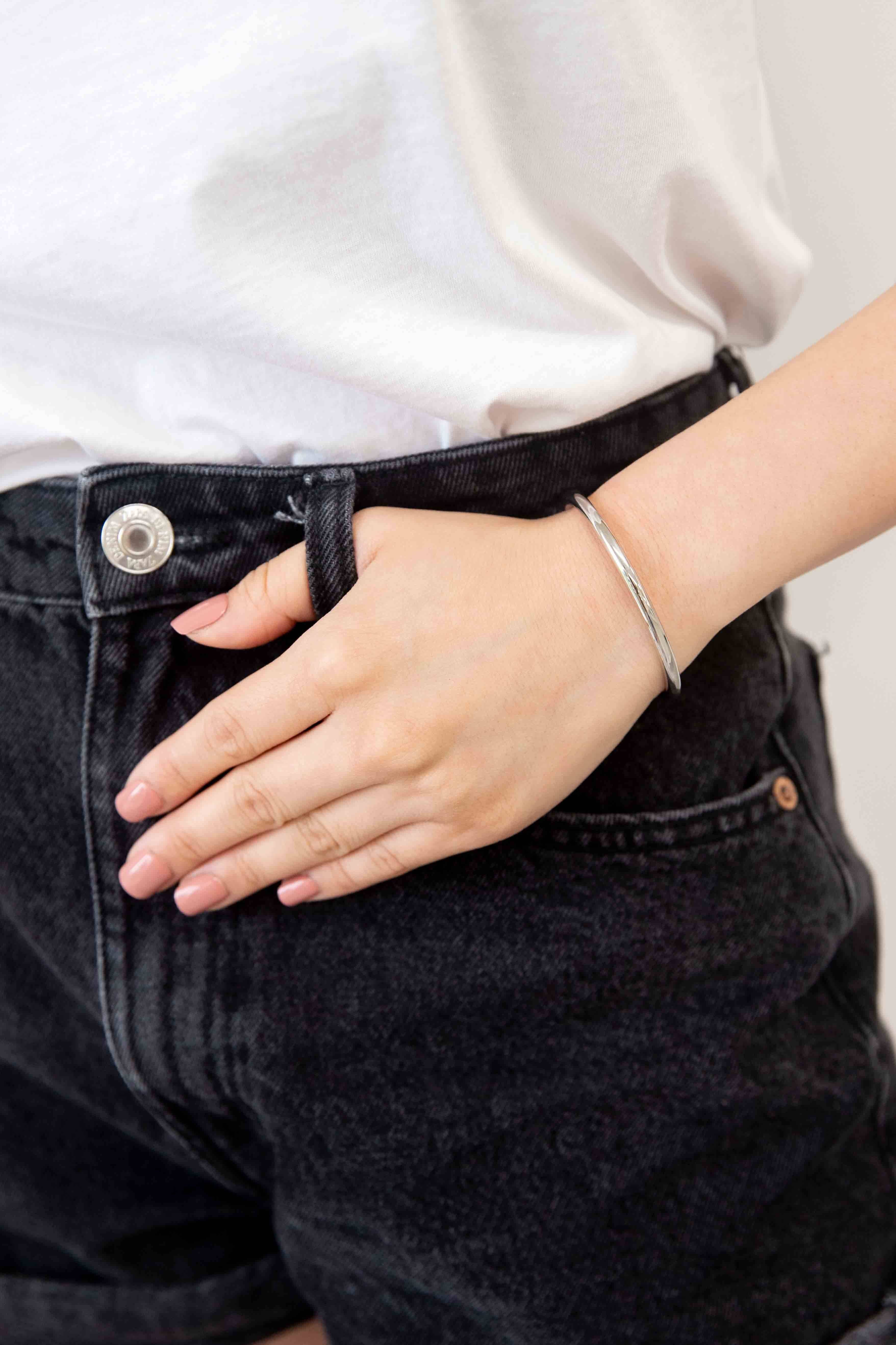 Lovoda - Vente Bracelet manchette - Bracelet manchette barre solide | Argent1