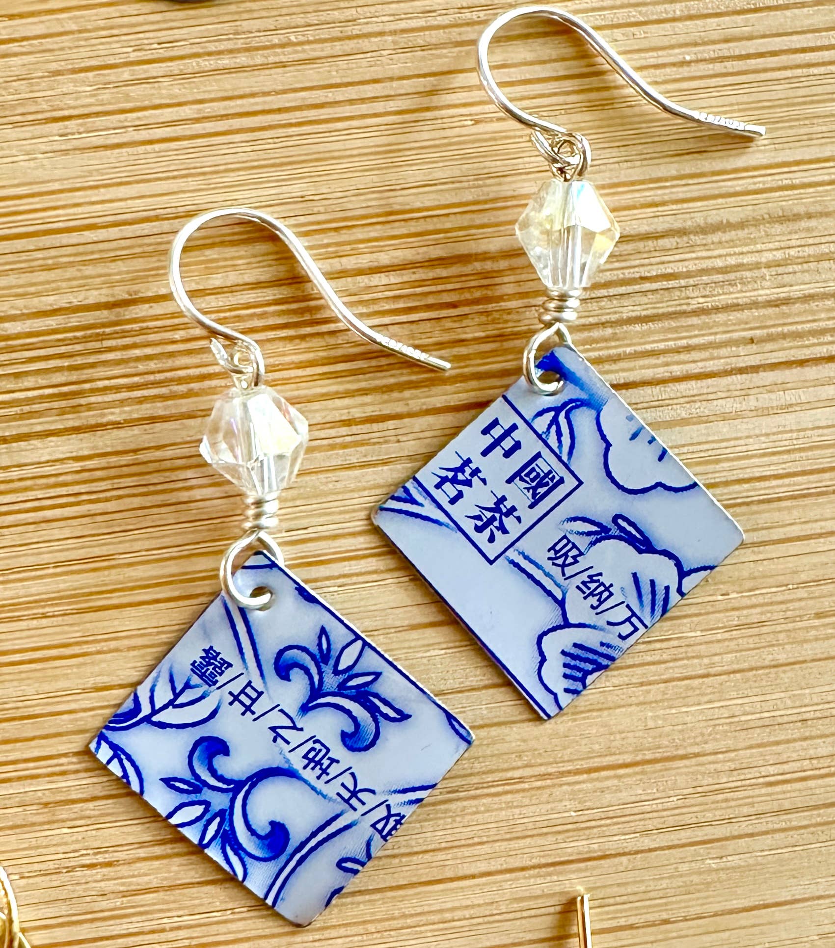 TTE Designs - Wholesale Dangle Earrings - Blue and White Chinoiserie Inspired Vintage Tin Earrings13