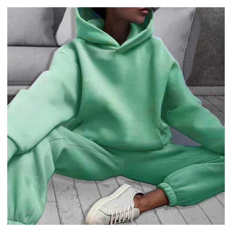 UZ Wholesale Store – Engroshandel Loungesæt - Dame – To-delt sæt med tykke, lange bukser og hættetrøje i ensfarvet6