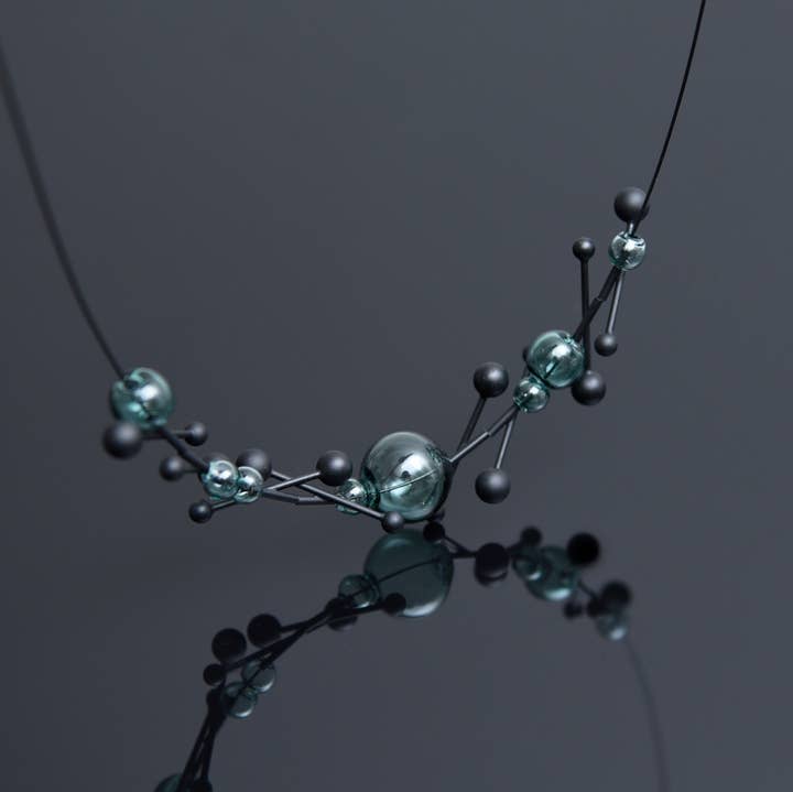 Pursuits - Wholesale Pendant/Charm Necklace - Vevé Necklace7