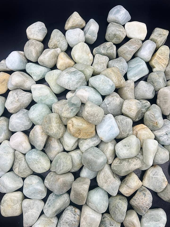 Geoworld - Tumbled Stone - Aquamarine - XXL for wholesale by Geoworld Gallery
