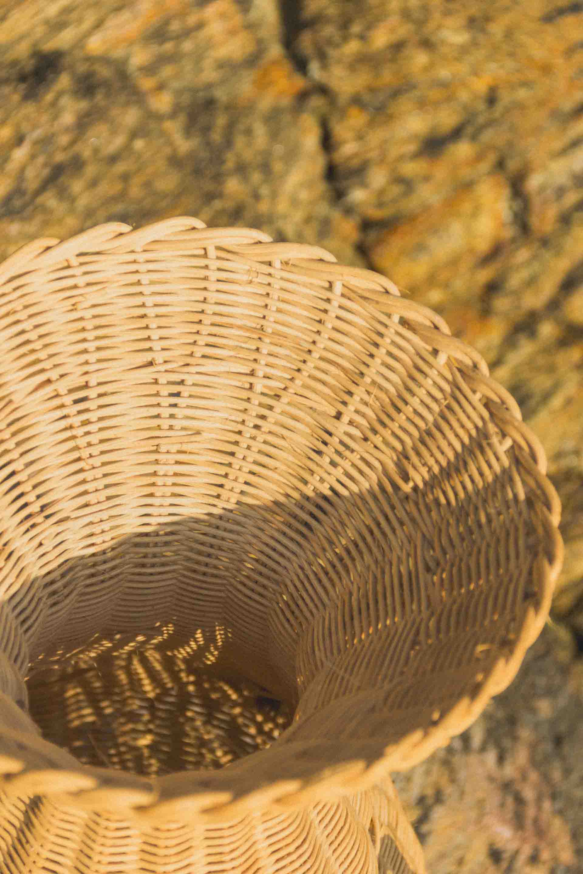 Eloge - Wholesale Vase - Wicker amphora6