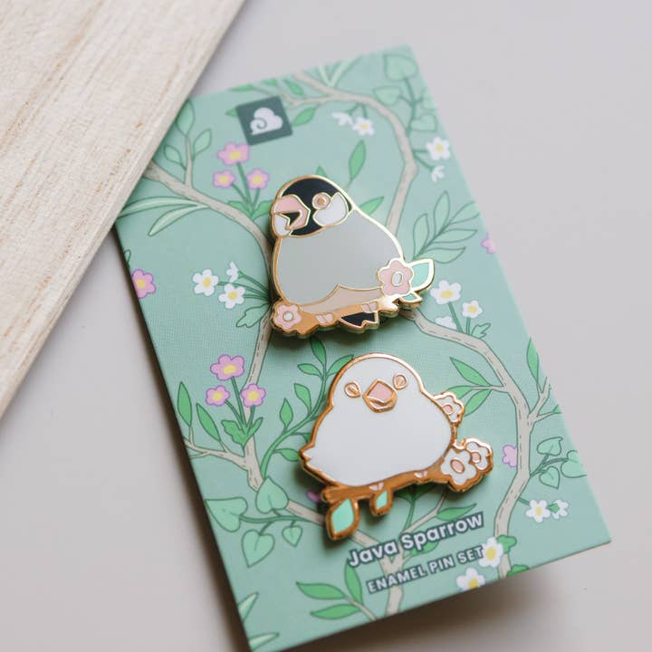 Thousand Skies - Wholesale Reversspeld/knoop - Emaille speld - Java Sparrow Pin-set1