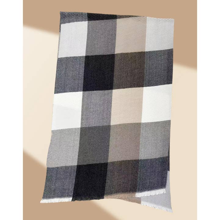JC Sunny Fashion - Wholesale Scarf - Women's - Luxurious 3D Textured Crinkle Scarf