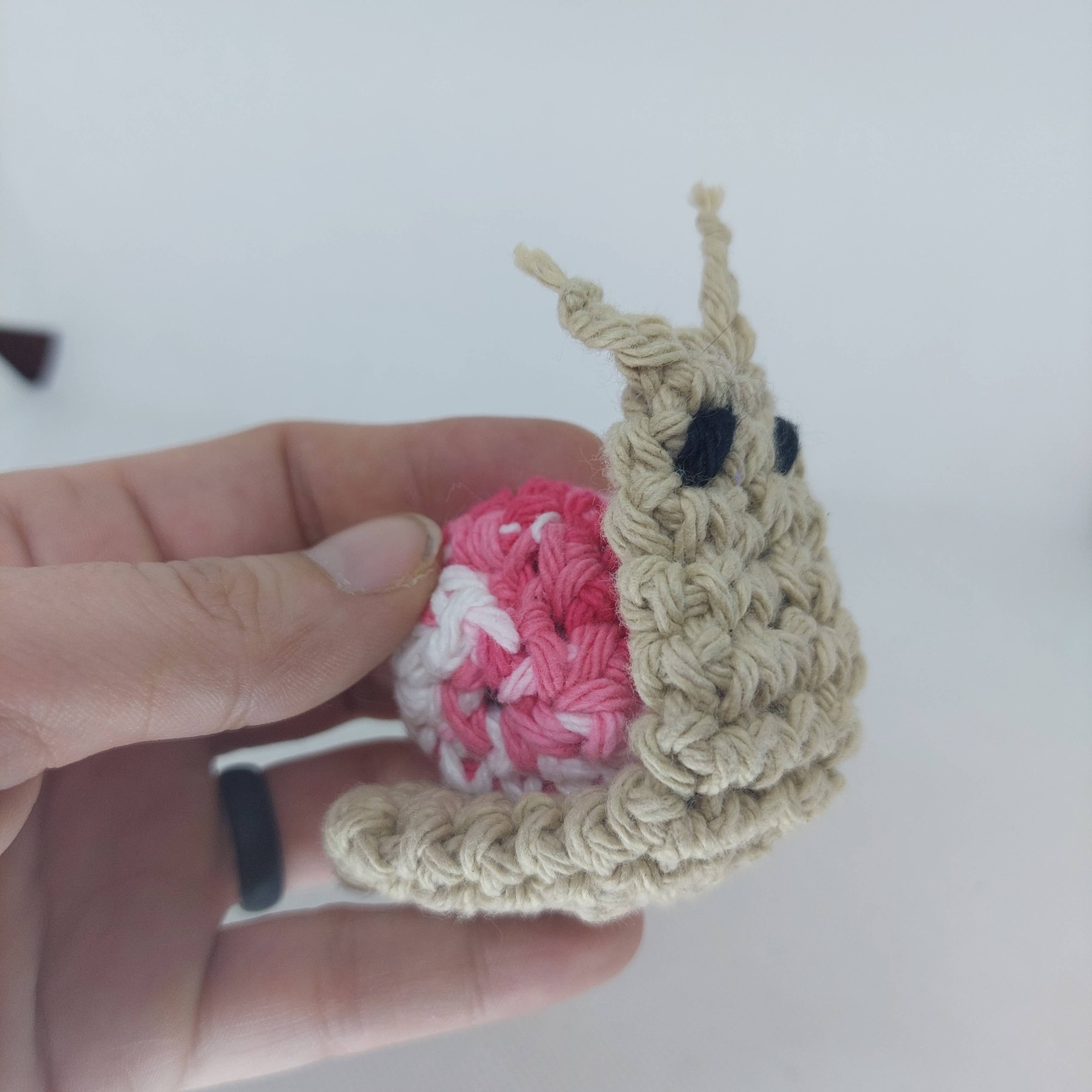 Glitter Ghost Clothing and Accessories – wholesale Leksak - Katt – Snigel Kattmyntaleksak - TILLVERKAS PÅ BESTÄLLNING3