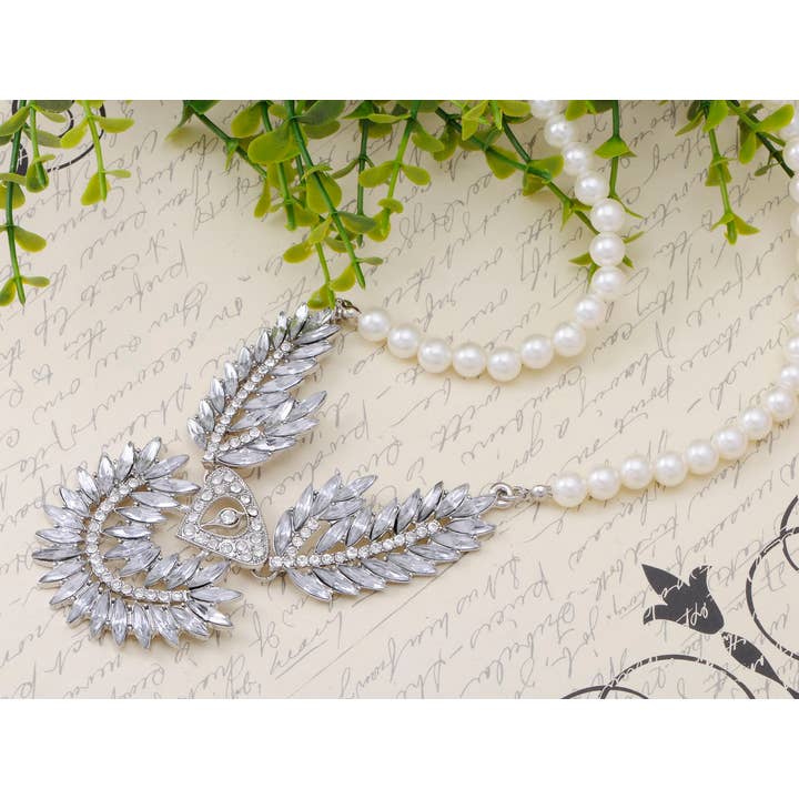 AK Brand - Wholesale Pendant/Charm Necklace - Royal White Pearl Pendant Collar Necklace1