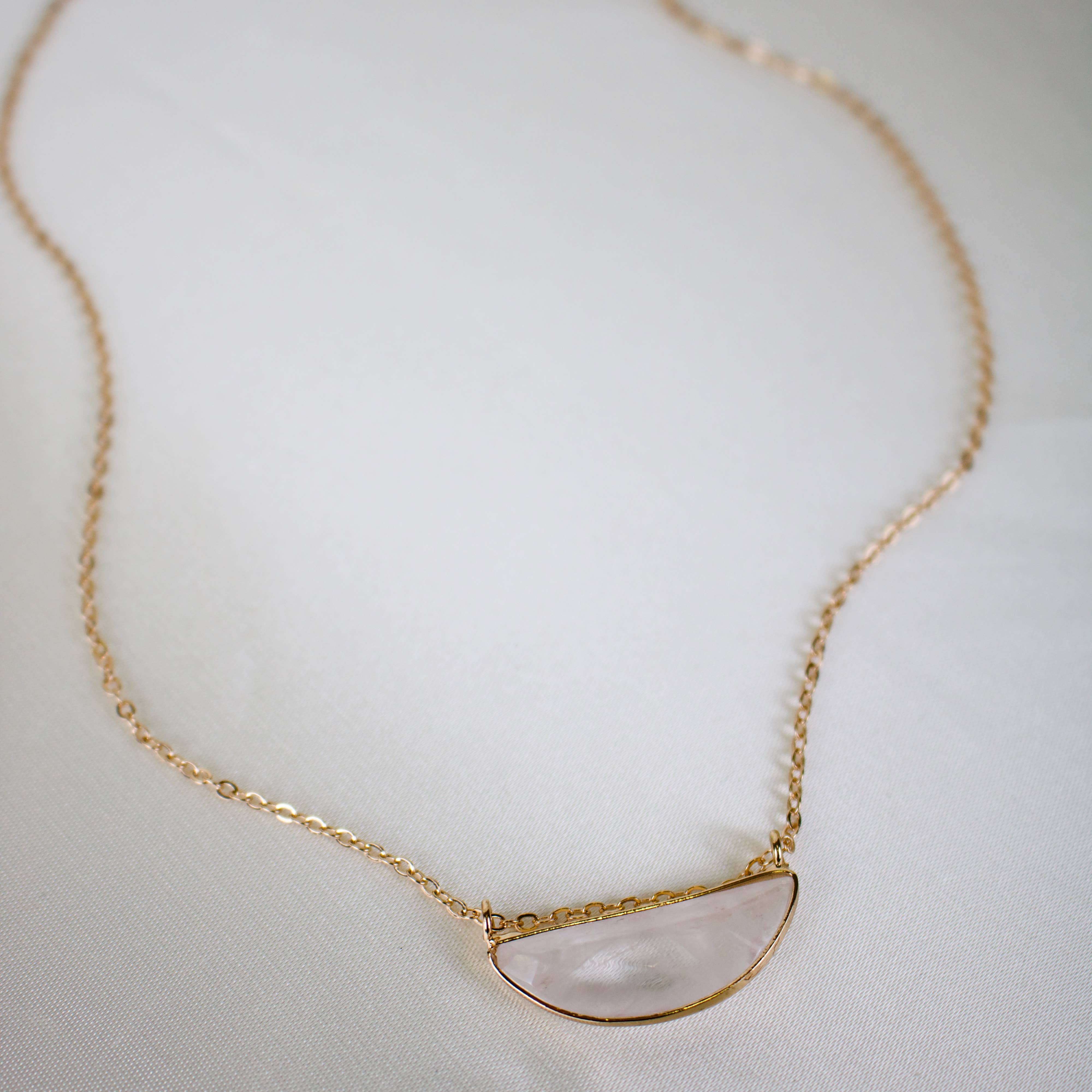 TISH jewelry – Colar pingente/pendente por atacado – Luna // Colar Curto de Quartzo Dourado1