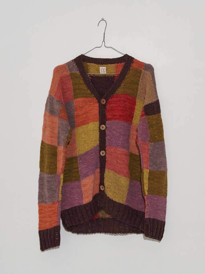 Pull violet à blocs de couleurs pour la vente par World of Crow llc