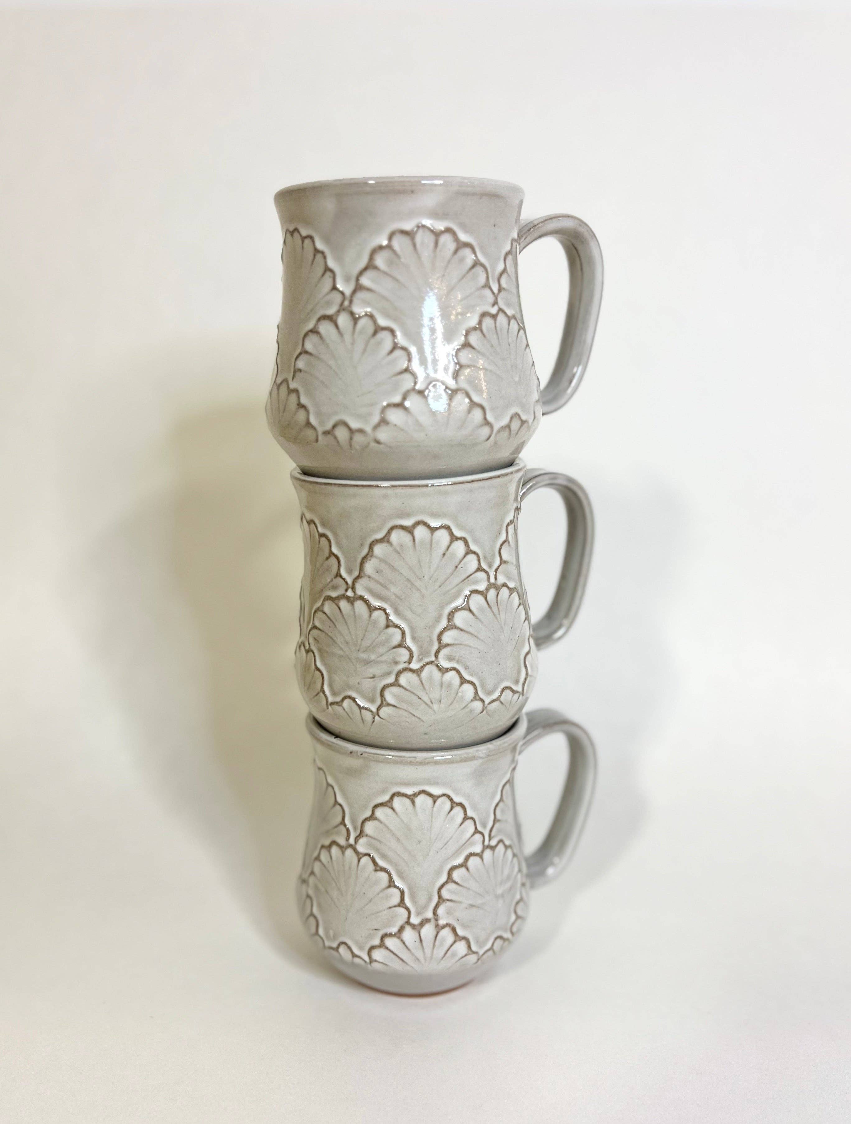 KF Stoneware - Venta al por mayor Taza - Taza de cerámica artesanal con borde festoneado - 530 ml1