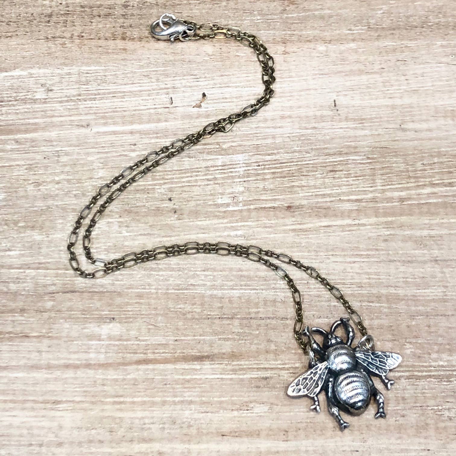 Lorraine Frances Jewelry - Wholesale Pendant/Charm Necklace - Split Chain Bee Necklace1