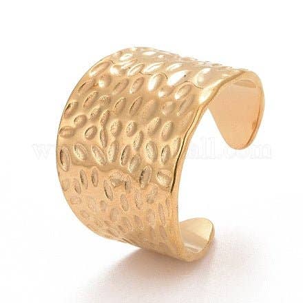 DUESTELLE ITALIA - Wholesale Cocktail/Statement Ring - Ignis - Hammered ring in gold-plated steel Waterproof