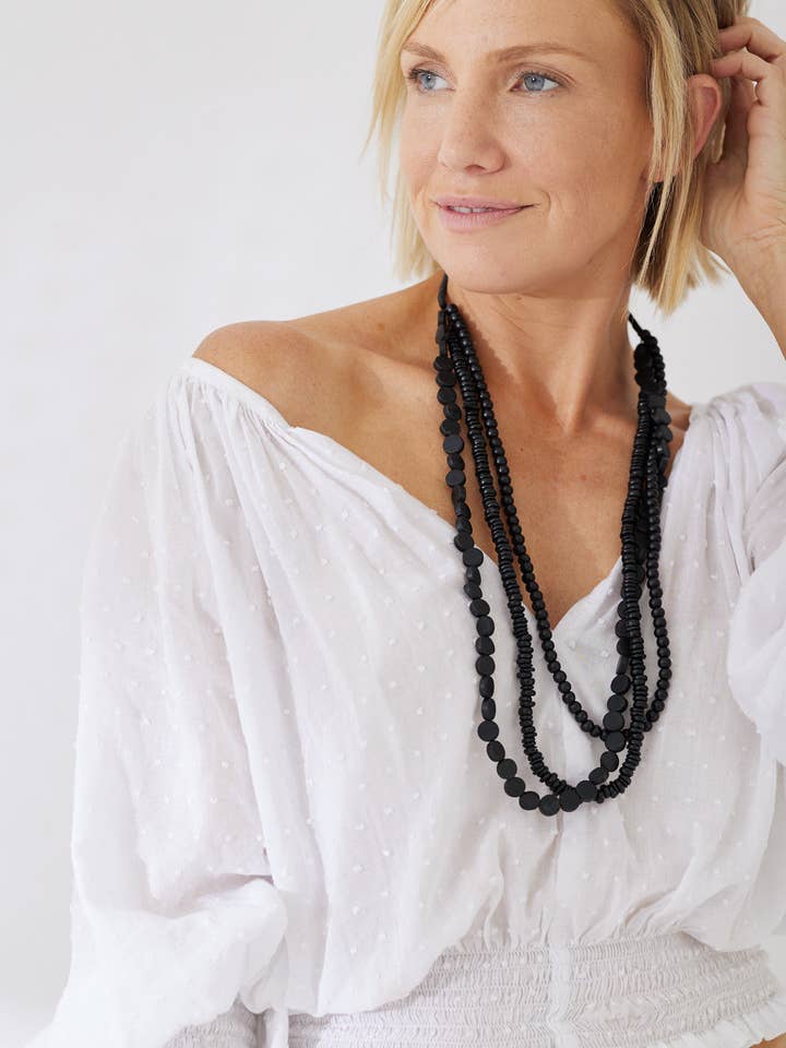 Collier à perles en bois - Kapalua - Noir pour la vente par Nakoa The Label