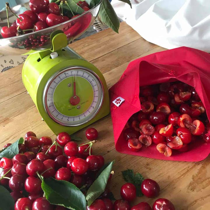 Flaxie Freeze : XL - RED for wholesale by FLAX & STITCH