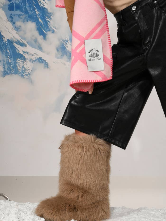 Verb to do - Wholesale Scarf - Unisex - PINK SPORTY SCARVE3