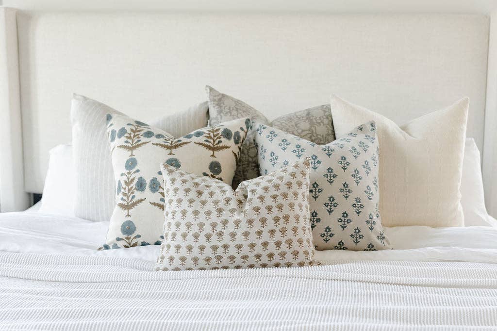 Mary & Jayne Pillow Co - Wholesale Throw Pillow Cover - Callie6