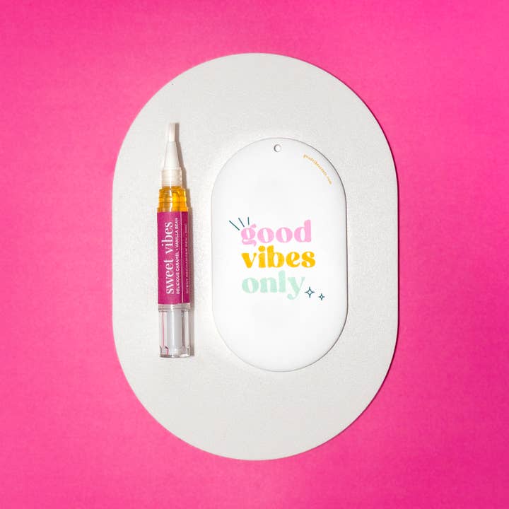 Good Vibe Scents - Wholesale Car Freshener - Women’s - Sweet Vibes - Recharger Scent Pen1
