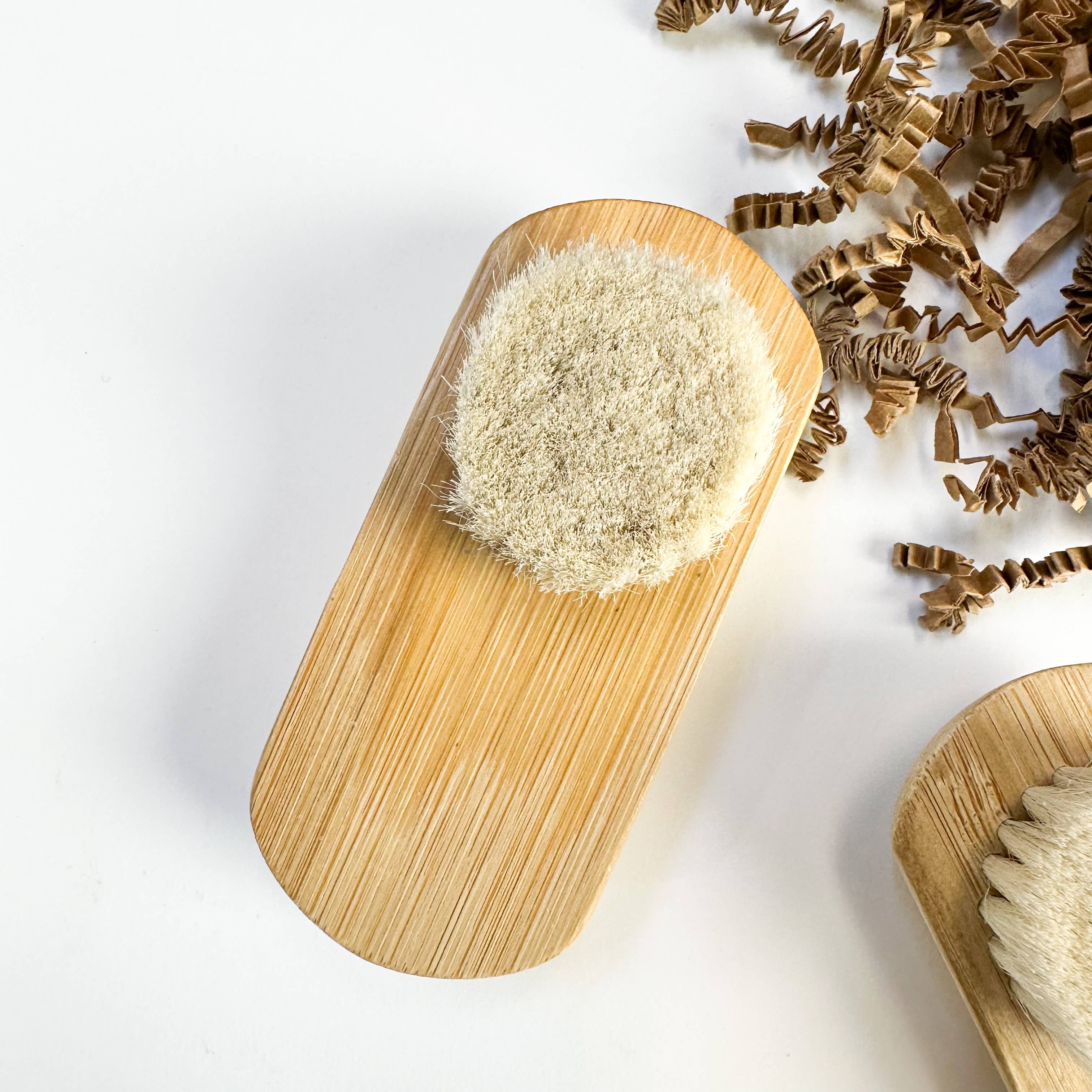 Smile Boutiques - Vente Pinceau de maquillage joue/visage - Brosse à visage écologique sans plastique 5