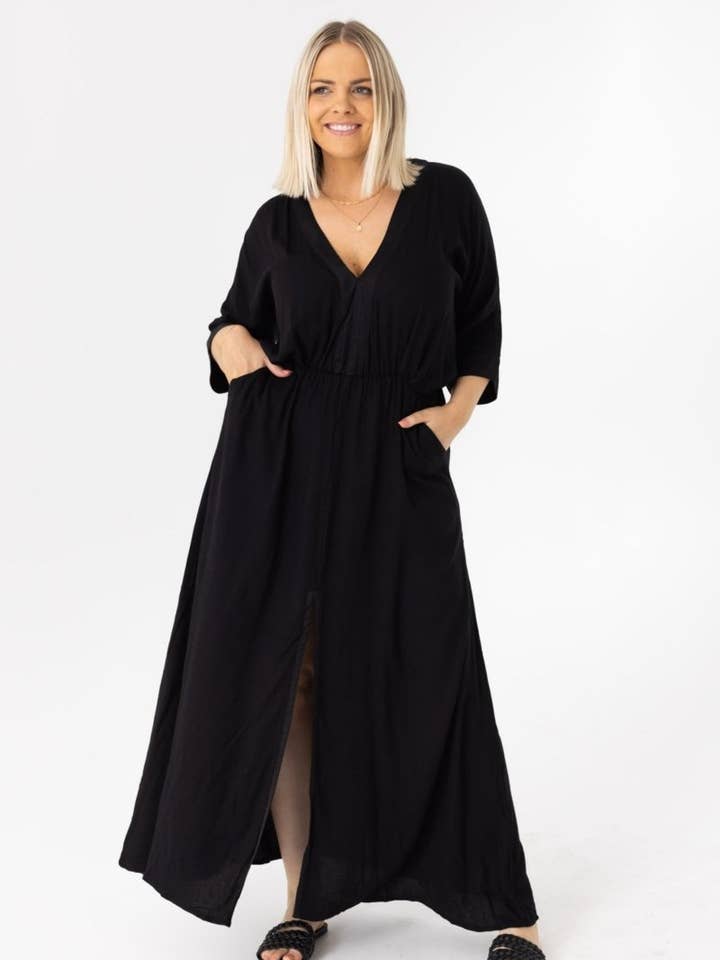 Freya Sort Elastisk Talje Kjole for engroshandel hos AMIRA Collective