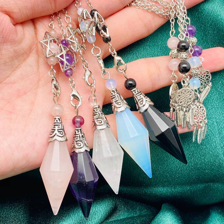 Mio Queena - Wholesale Spiritual Stone/Crystal - Dream Catcher Chain Conical Chakra Pendulum Charms - CS