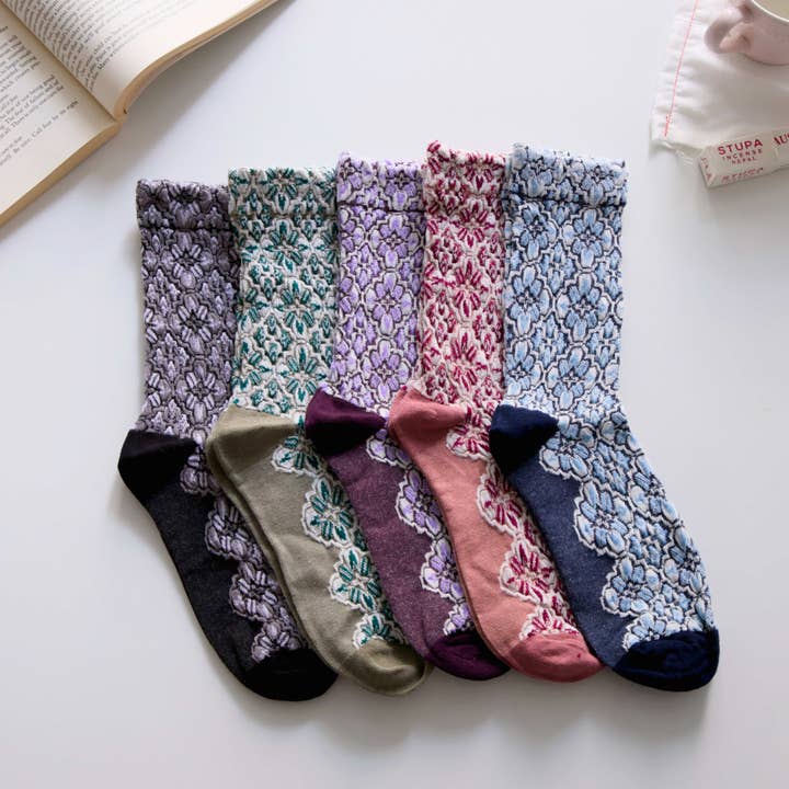 Calcetines de algodón con estampado floral retro para mujer para venta al por mayor de Happy Knits