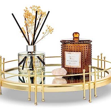 Hermosa bandeja con espejo dorado con rieles laterales y patas, elegante bandeja redonda de acero inoxidable con espejo de tocador con barras laterales y diseño simétrico, es un gran regalo llamativo para venta al por mayor de Le'raze