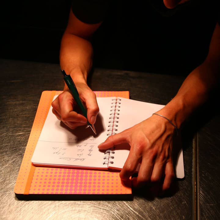 Cuaderno A4 Tec Neon para venta al por mayor de CEDON