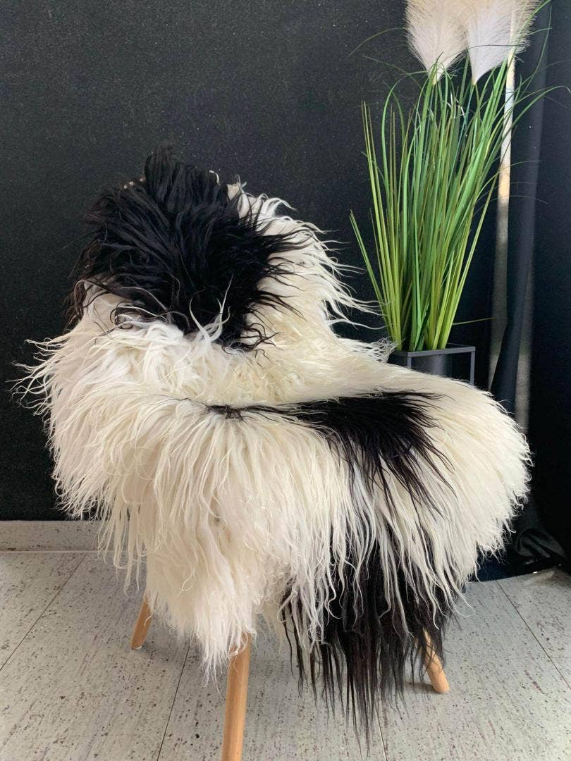 Adam Leather - Wholesale Area Rug - Premium Icelandic Sheepskin 1