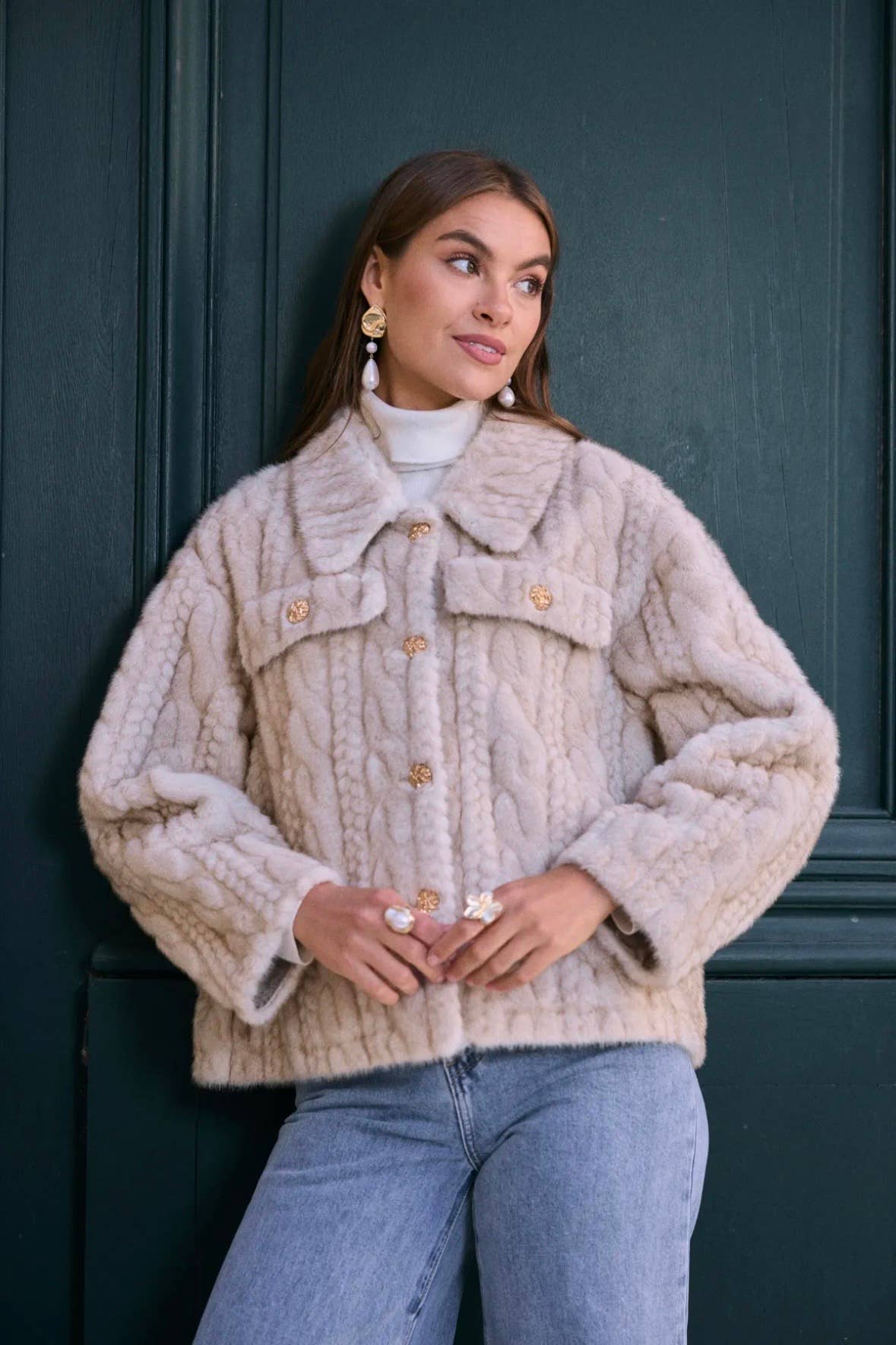 Frime - Wholesale Fur/Faux Fur Coat - Women's - Short coat with cable knit effect - 2645