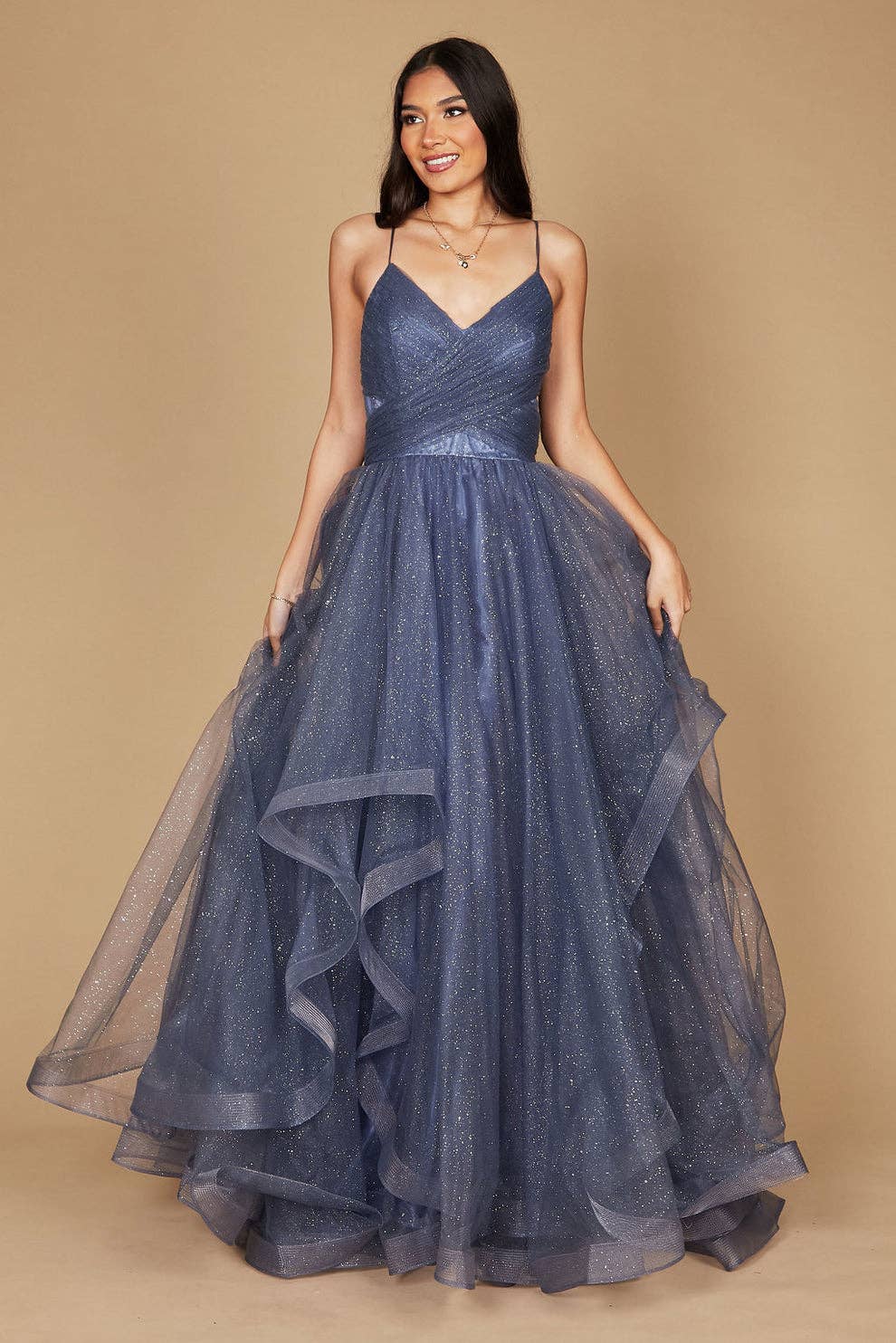 Kos Couture - Vente Robe de soirée – femme - Robe de bal en tulle fluide avec paillettes et décolleté en cœur.7