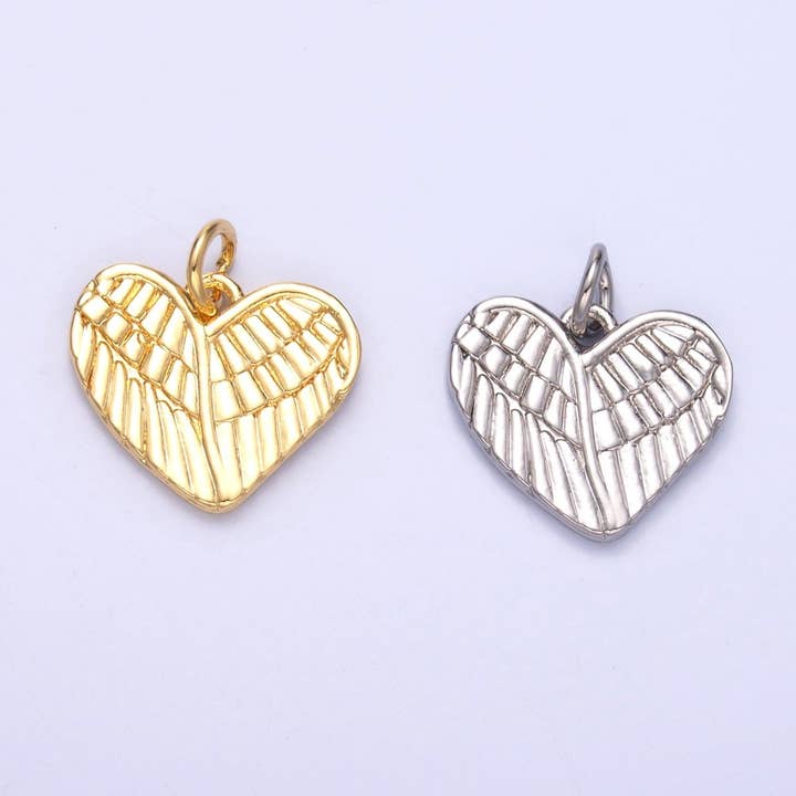 Colgante de Corazón con Alas de Pluma Relleno de Oro de 24K en Oro y Plata | C037 para venta al por mayor de Aim Eternal