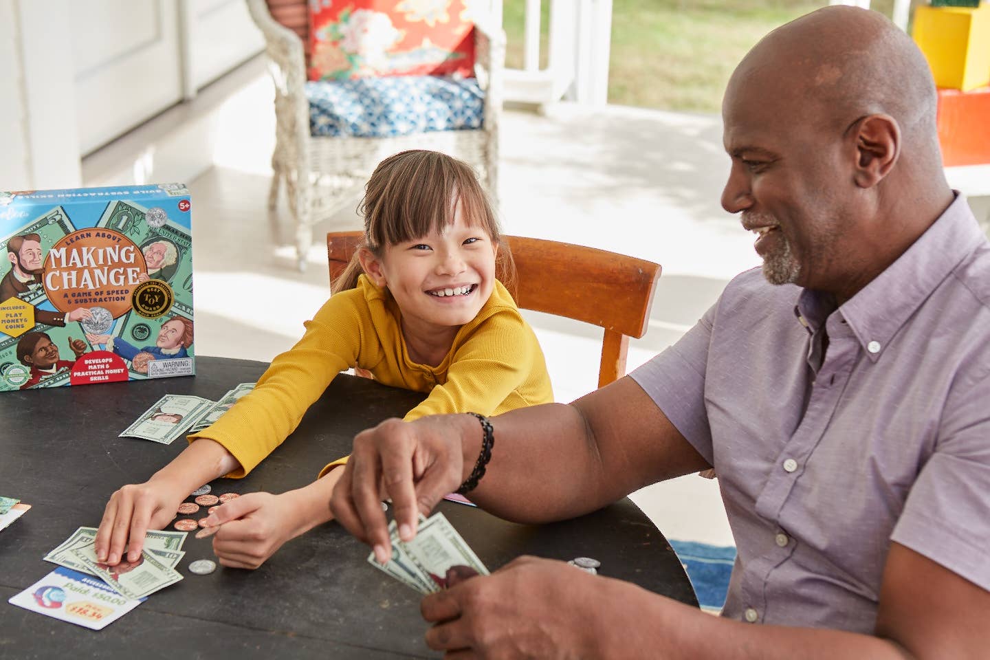 eeBoo - Wholesale Card Game - Making Change Game3