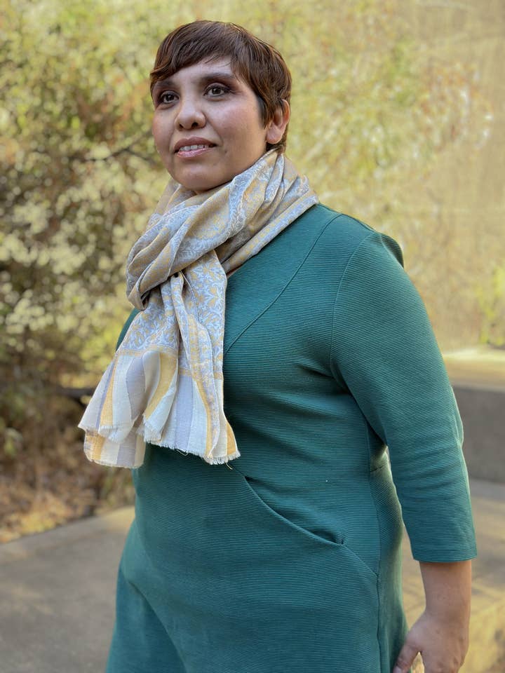 Gold and Grey Diamonds Stripes Kashmiri Wool Shawl (10 Pcs) for wholesale by Kashmirci