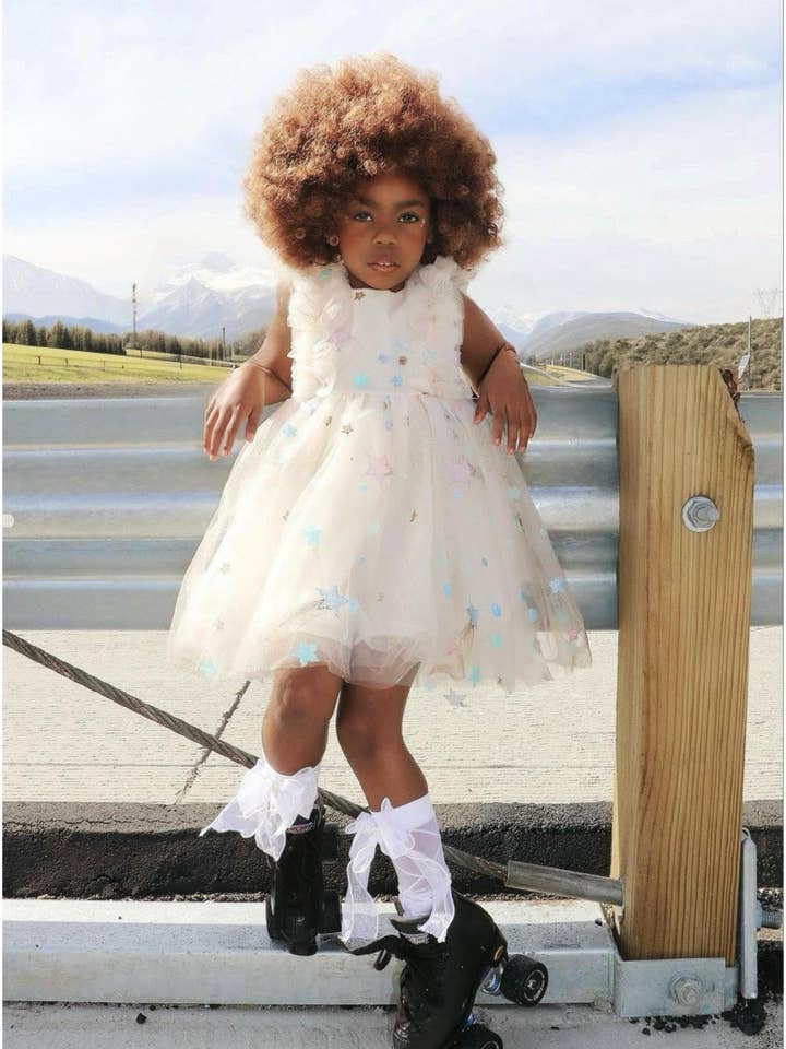 Three Wildflower Designs - Vente Robe – enfant - Robe en tulle crème avec étoiles4
