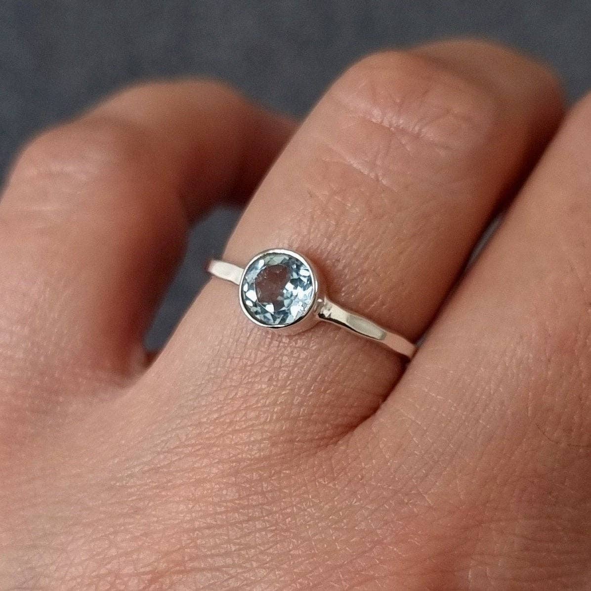 Mistry Gems - Wholesale Band/Stacked Ring - Solitaire 6mm Round Blue Topaz Ring | Hammered 925 Silver1