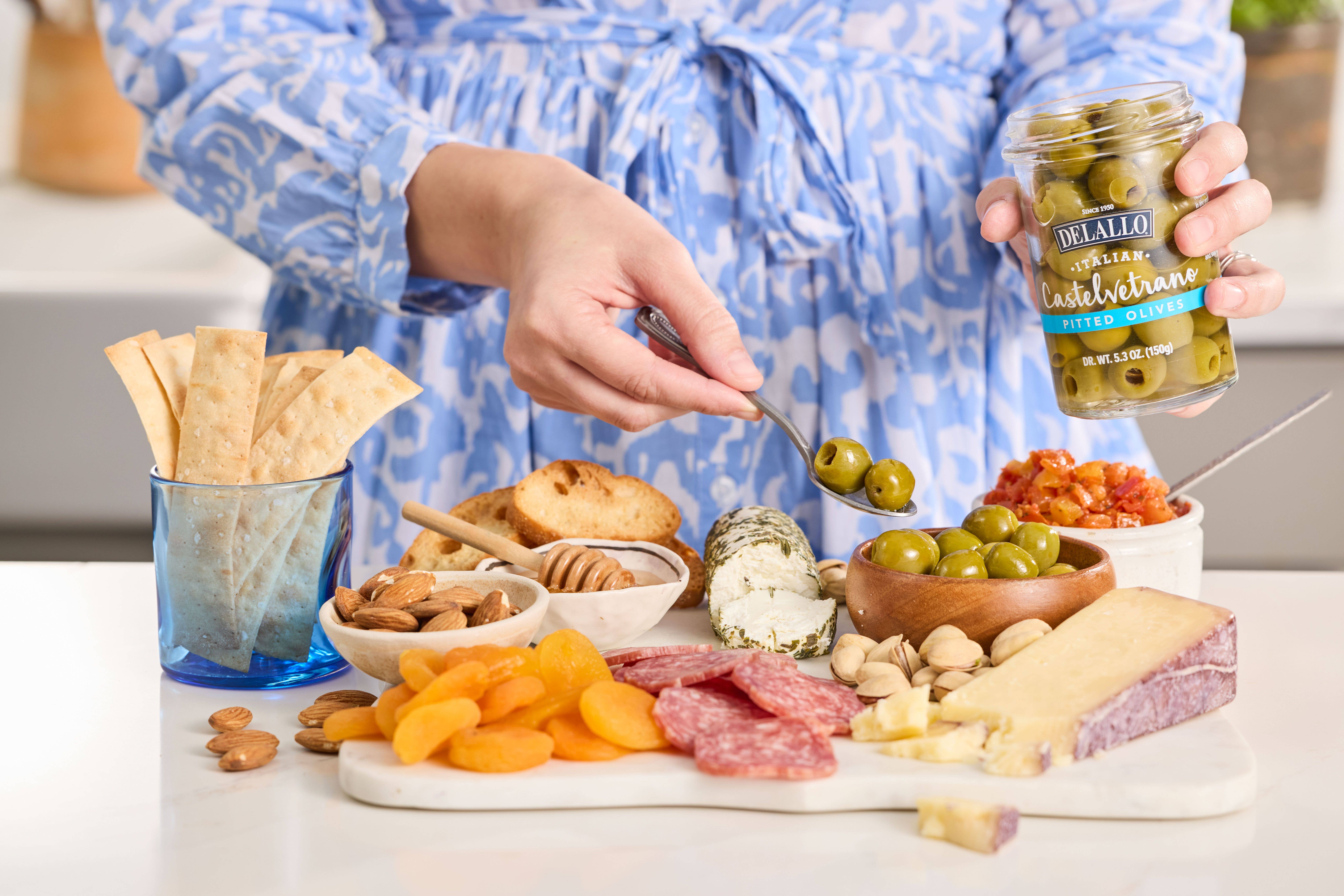 Delallo - Wholesale Olives - Castelvetrano Olives (Pitted)7