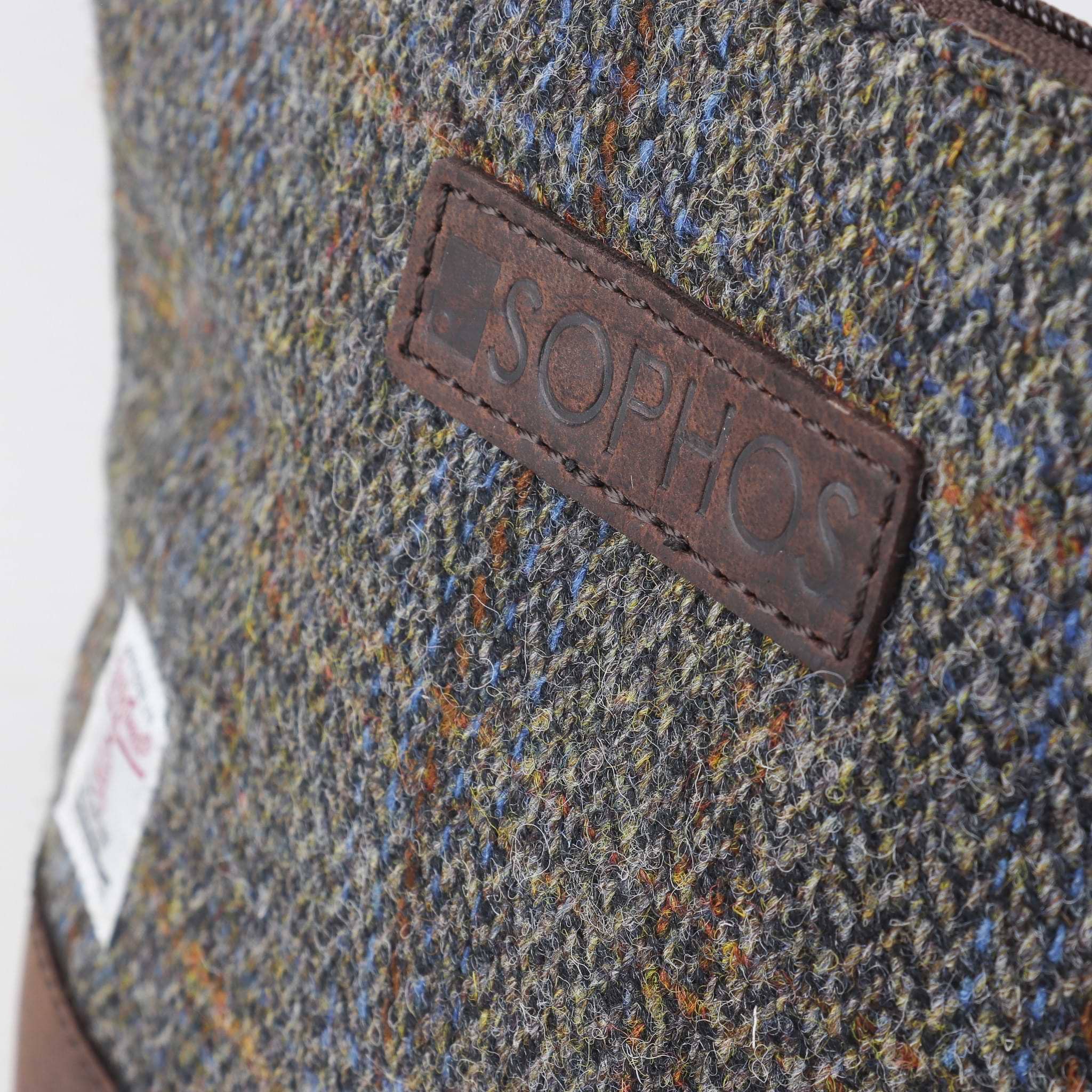 Sophos – wholesale Necessär - Herr – Brown Harris Tweed Triangle tvättväska3